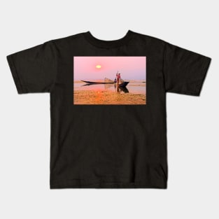 Sunset over Inle Lake Kids T-Shirt